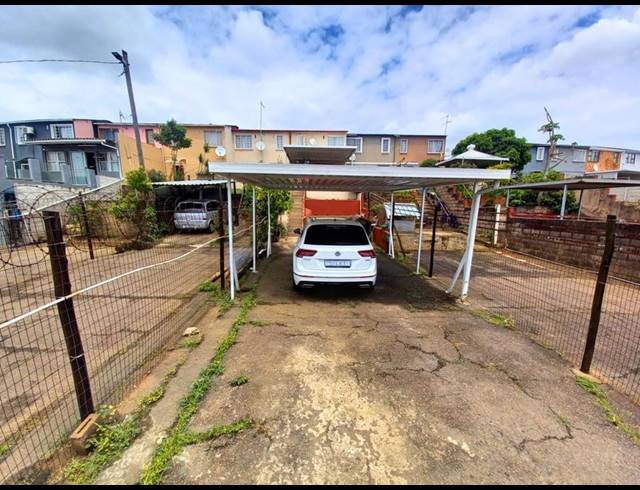 2 BEDROOM TOWNHOUSE FOR SALE IN STANMORE